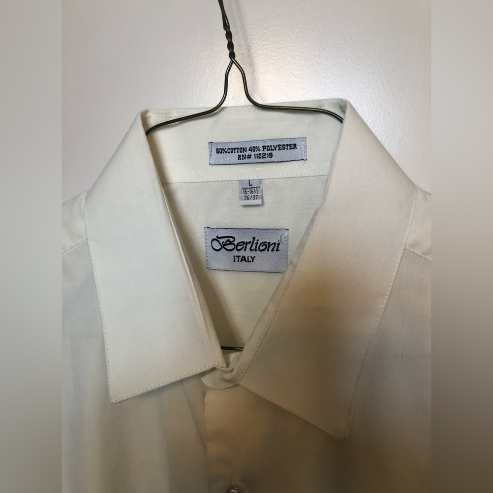 Mens button-up long sleeve shirt